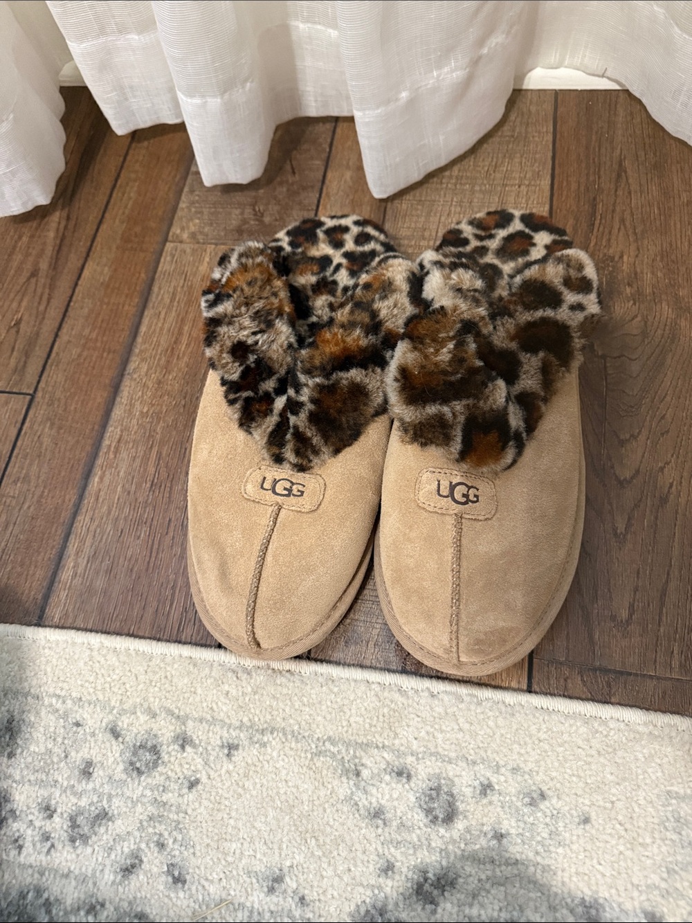 UGG Chestnut Suede Slippers with Leopard Fur Collar